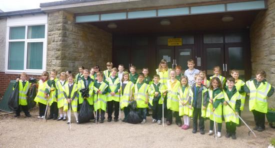 Photograph of Successful Litter Pick By Pennyland Pupils