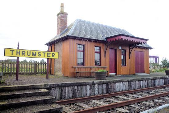 Photograph of Thrumster Railway Station Gets Its Sign Restored