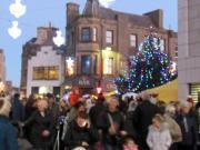 Thumbnail for article : Wick Christmas Lights Switch On Crowds